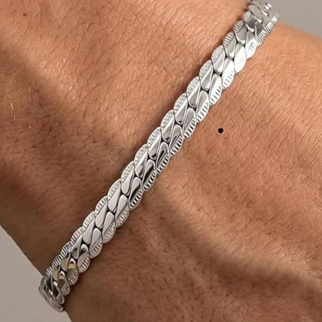 Stållyft – Robust och elegant pansarlänkarmband i silverfinish