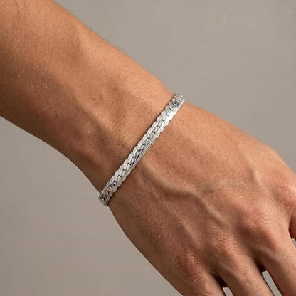 Stållyft – Robust och elegant pansarlänkarmband i silverfinish